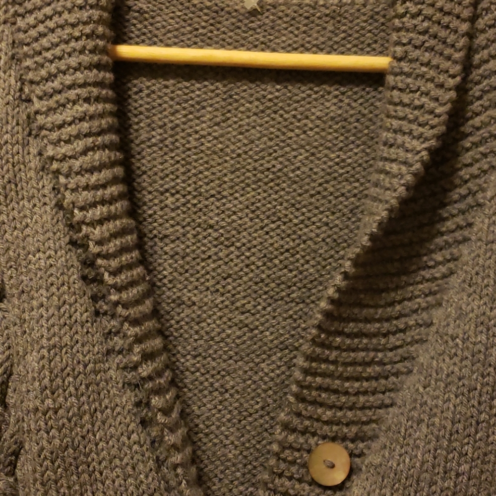 Sweater - Picture 3 of 6